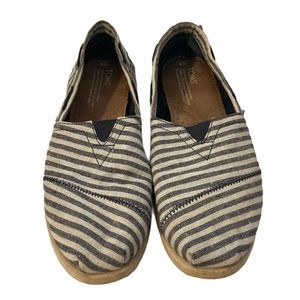 Tom’s Bimini Stitchouts. Womens size W8